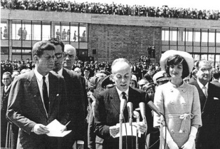 JFK & Jackie witgh President Lleras of Colombia, December 1961